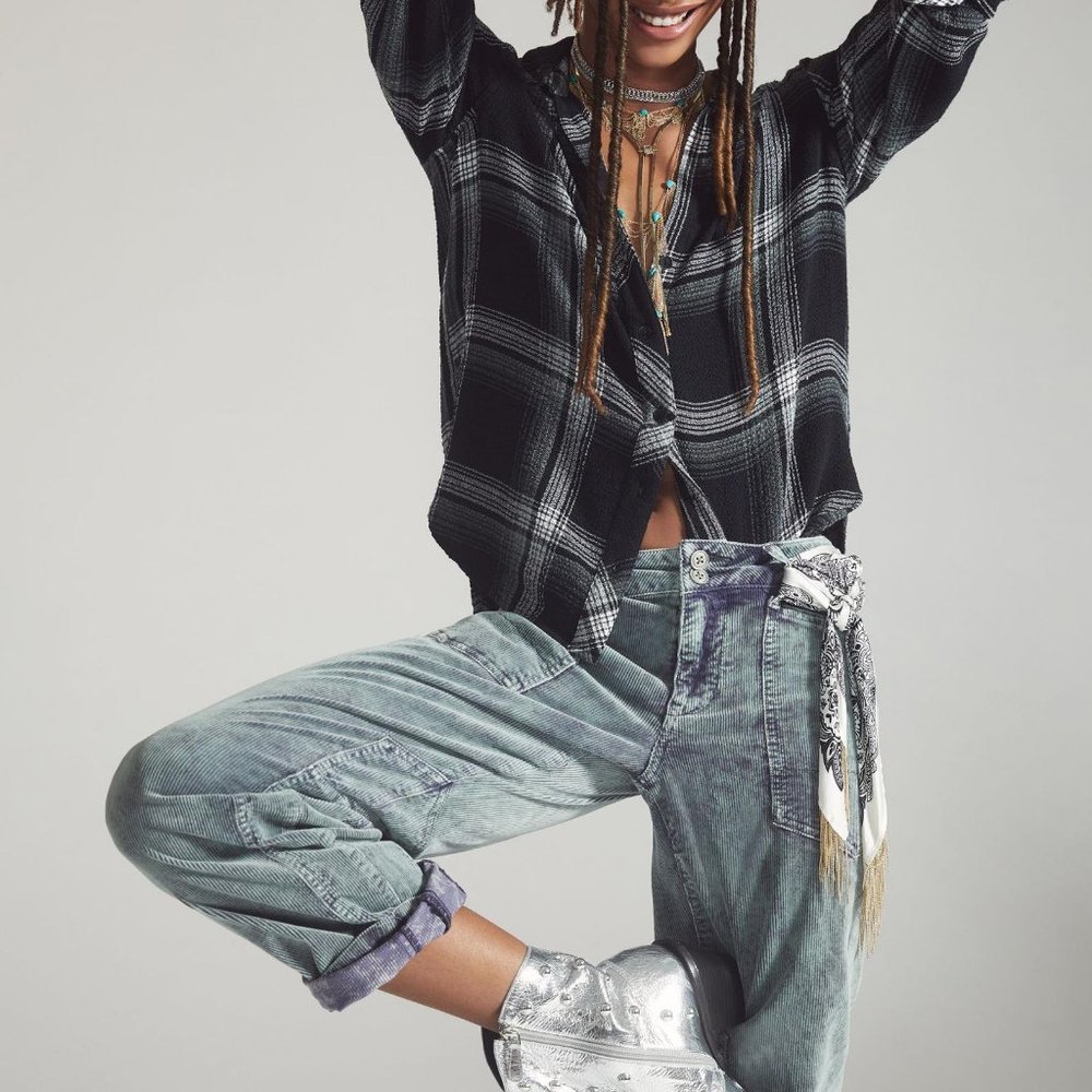 Anthropologie Pilcro The Wanderer Low-Rise Corduroy Cargo Pants